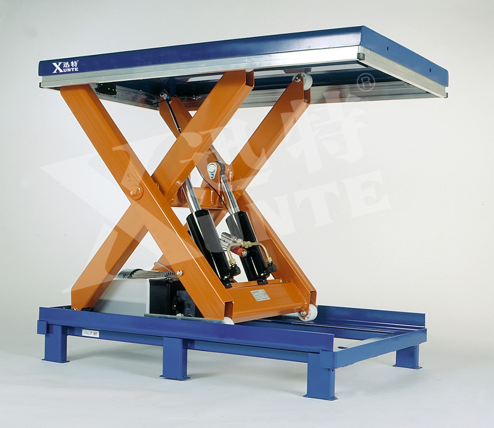 液壓升降平臺(tái) 液壓升降平臺(tái)